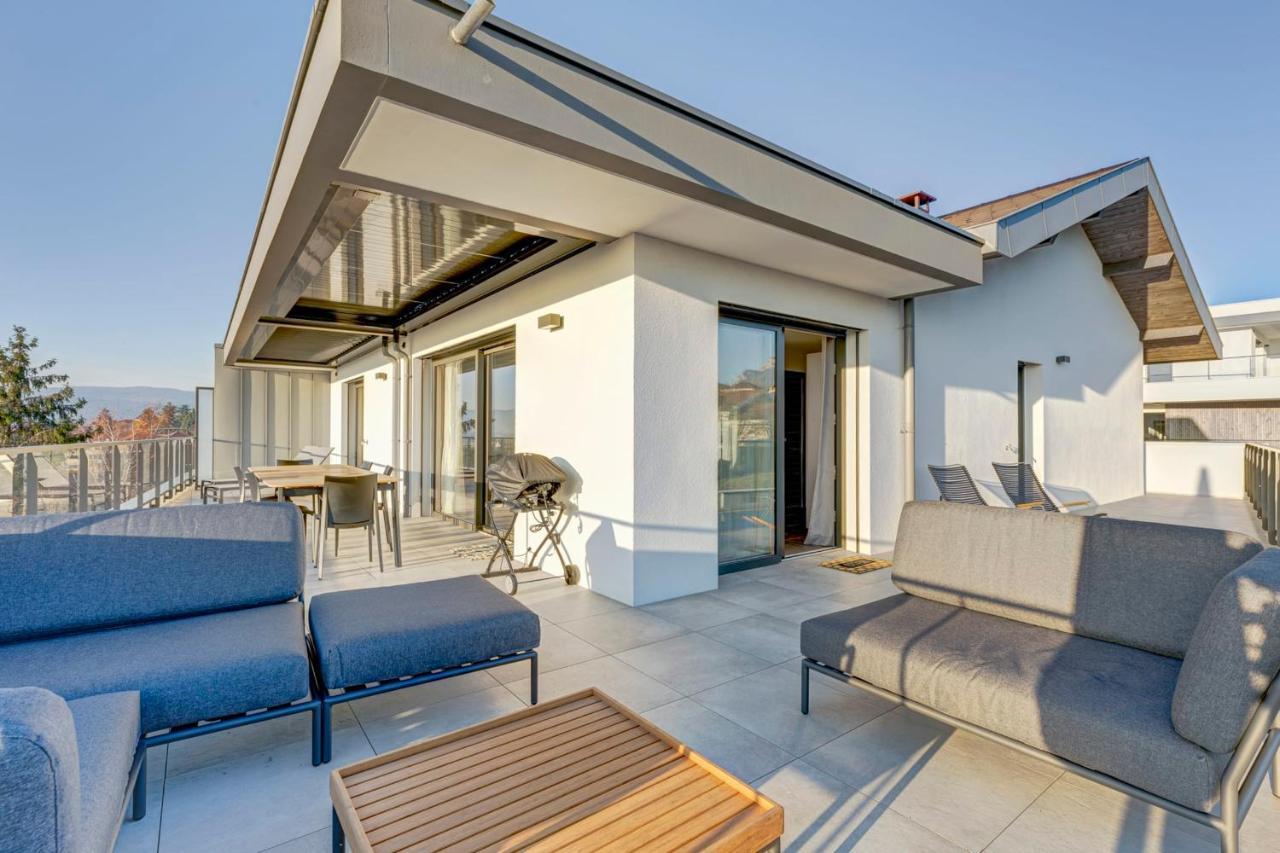 Serenity - 3 bedroom top floor apartment parking&lake view terrace Annecy Buitenkant foto